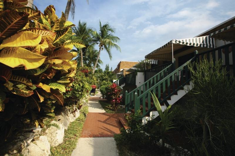 Bay View Suites Paradise Island Nassau Exterior photo
