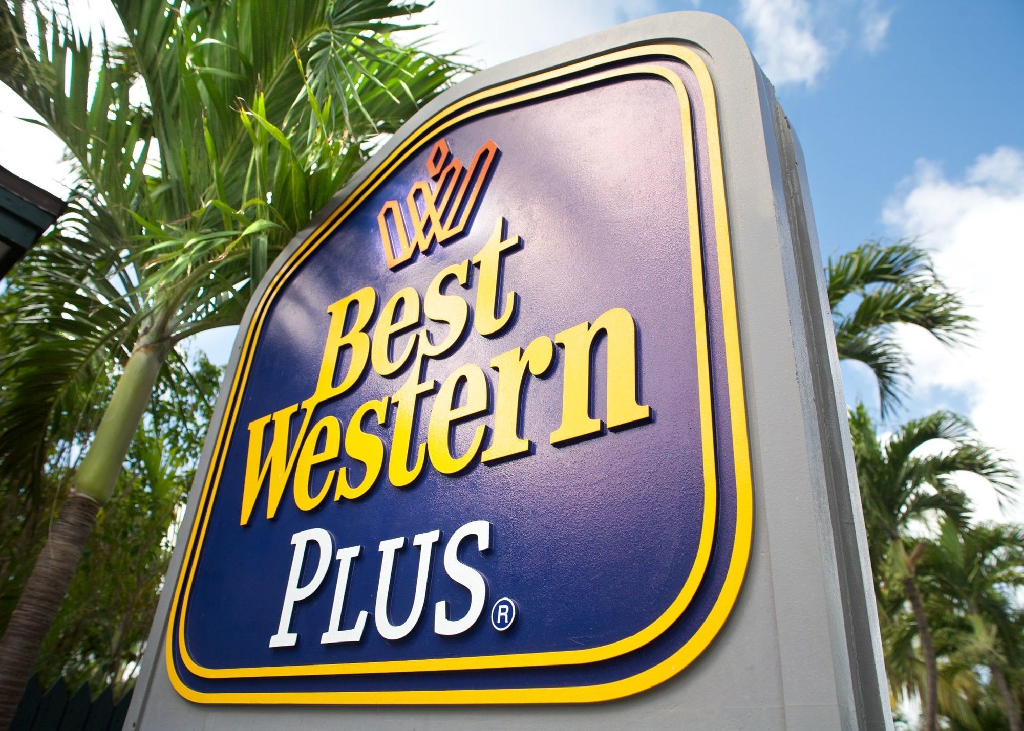 Bay View Suites Paradise Island Nassau Exterior photo