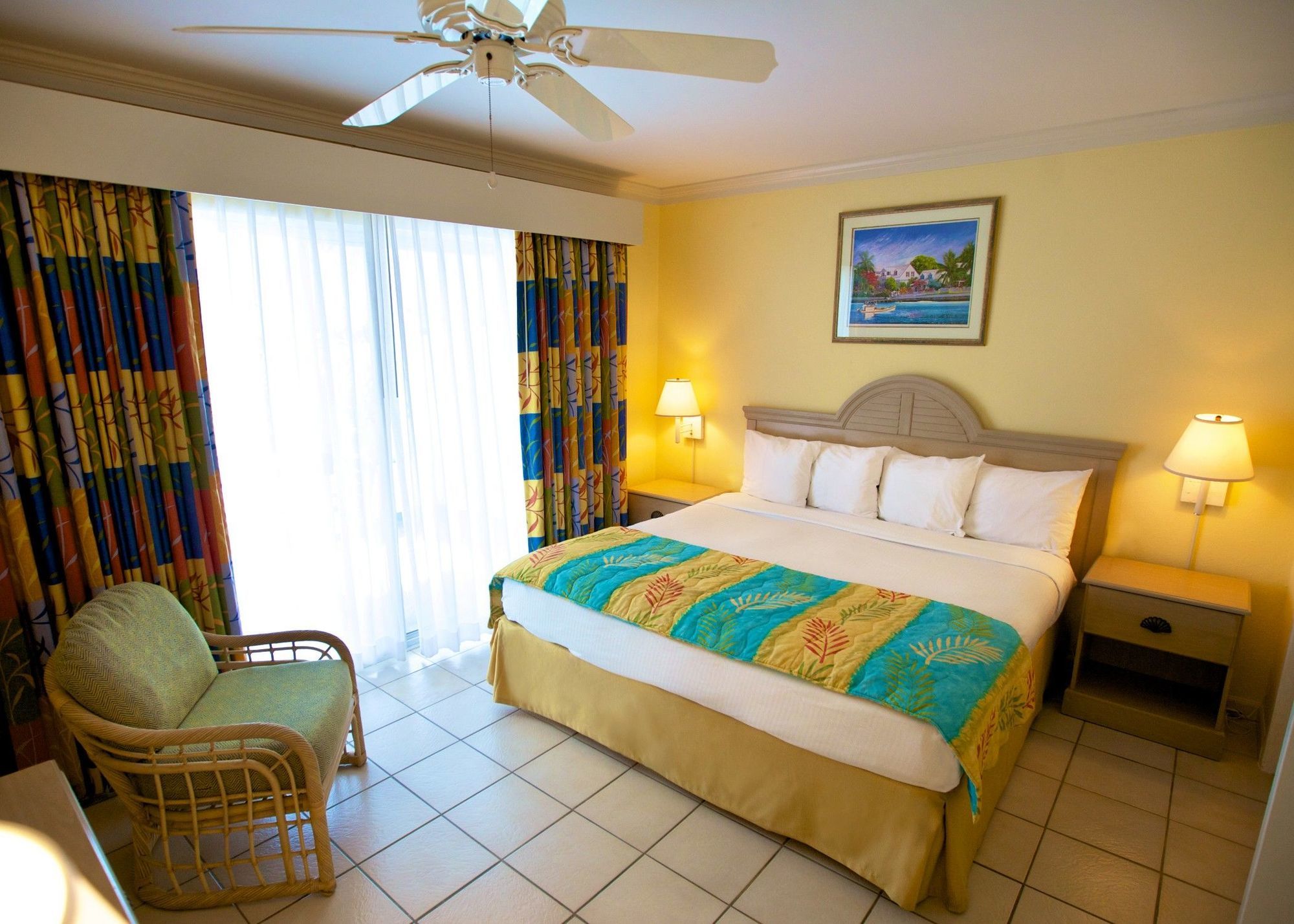 Bay View Suites Paradise Island Nassau Exterior photo