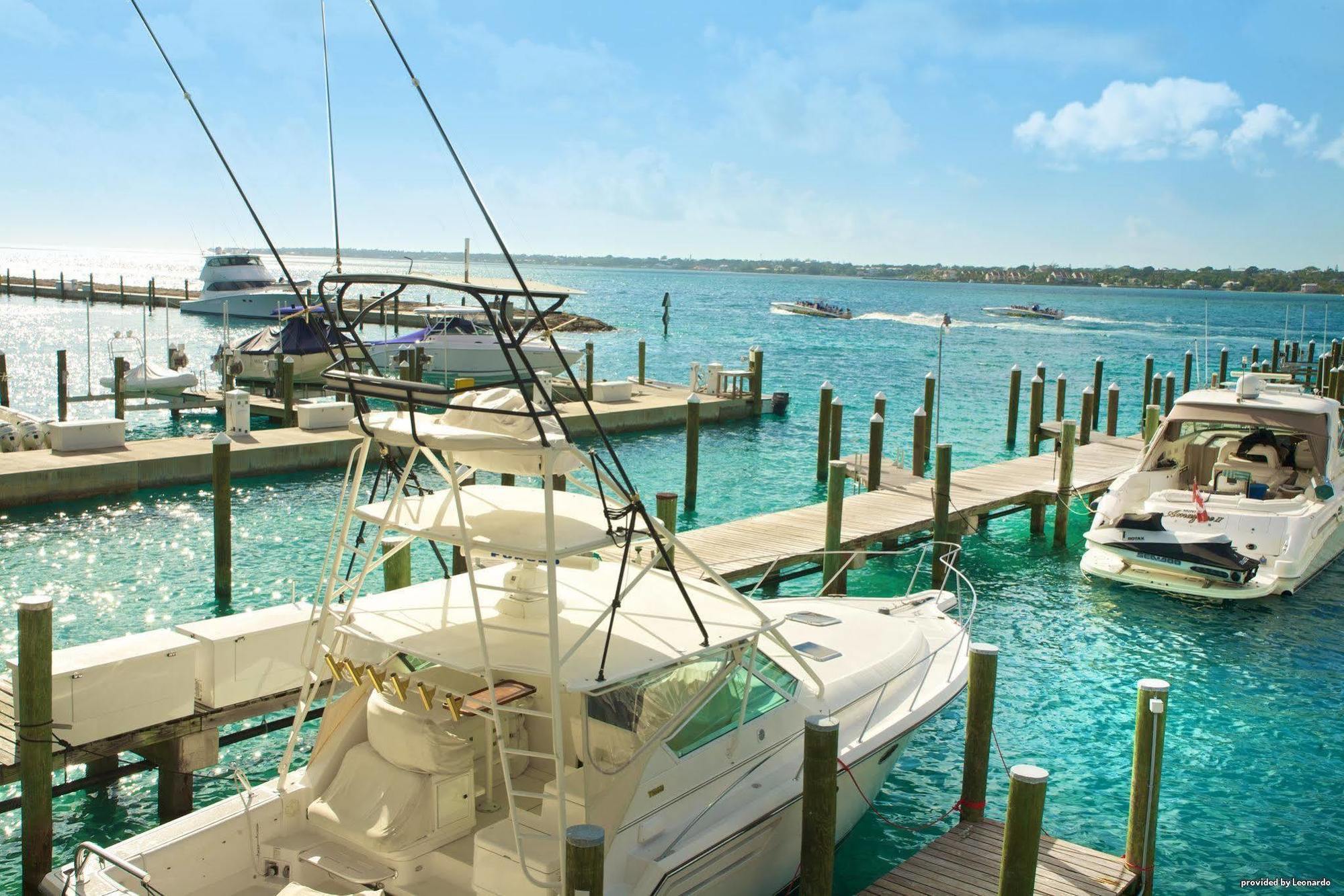 Bay View Suites Paradise Island Nassau Exterior photo