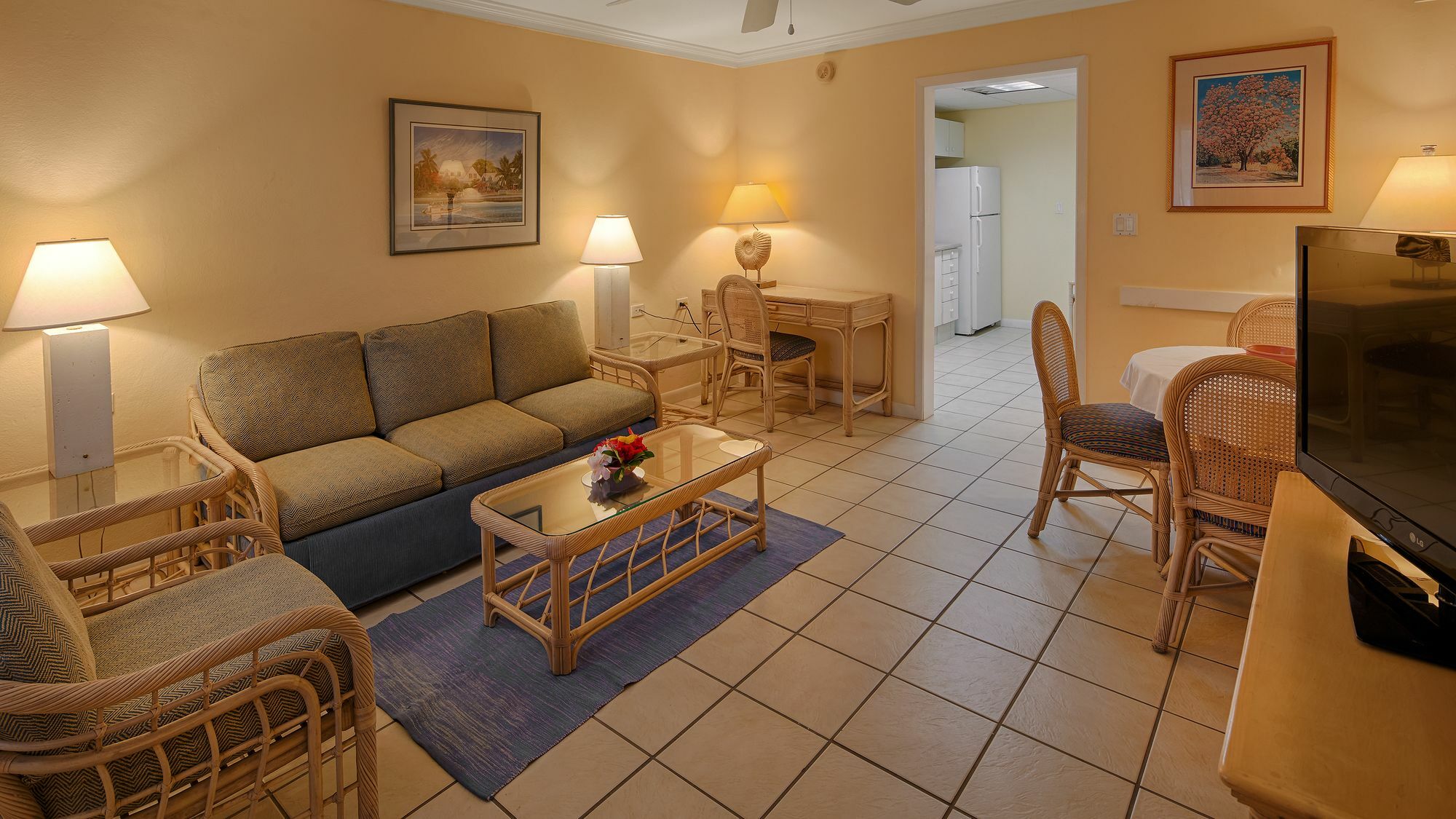 Bay View Suites Paradise Island Nassau Exterior photo