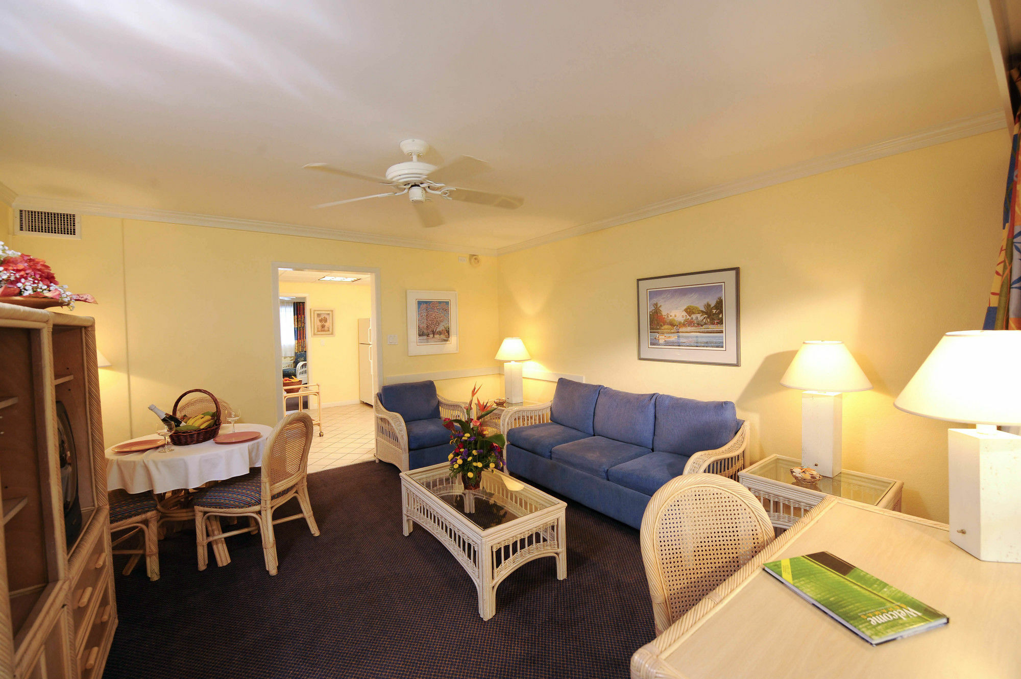 Bay View Suites Paradise Island Nassau Exterior photo